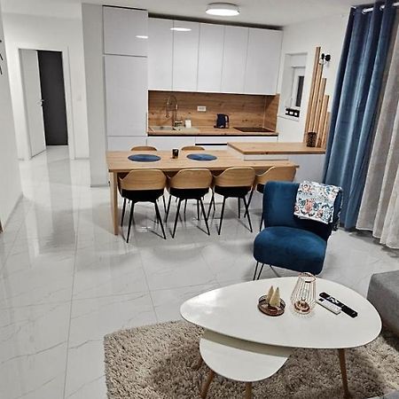 Superior Apartment Lisinski - Private Parking - 2 & 3 Bedroom 萨格勒布 外观 照片